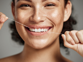 4 important reasons to floss your teeth!